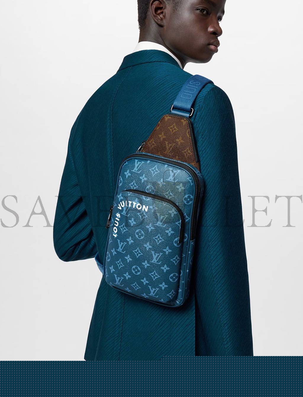 l**is V*t*n avenue slingbag nm m23782 (31*20*7cm)