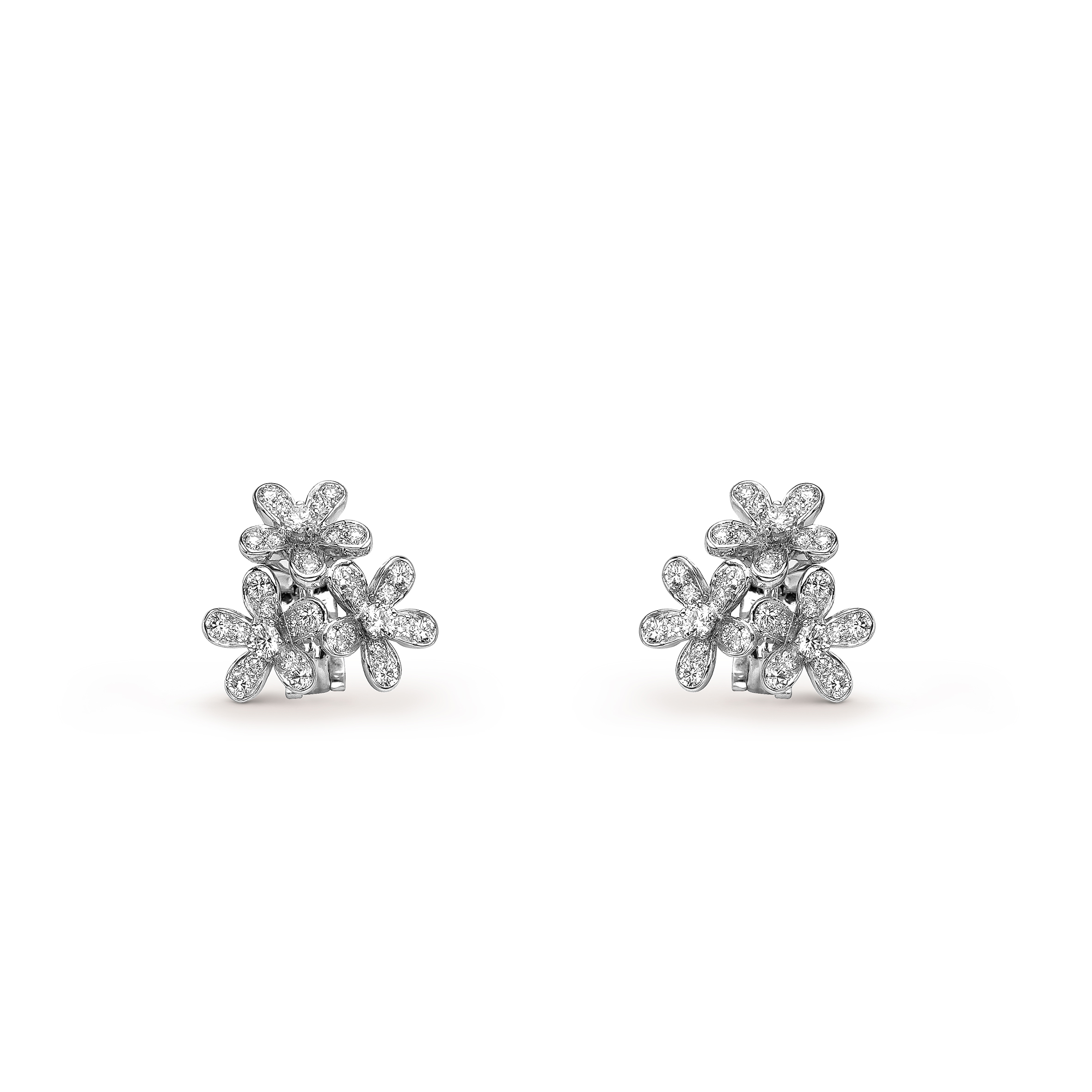 van cleef arpels socrate earrings, 3 flowers - white gold, Di*m*nd  vcarb14300